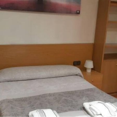 Precioso!! Apartamento En El Centro De Sabadell Apartment Exterior foto